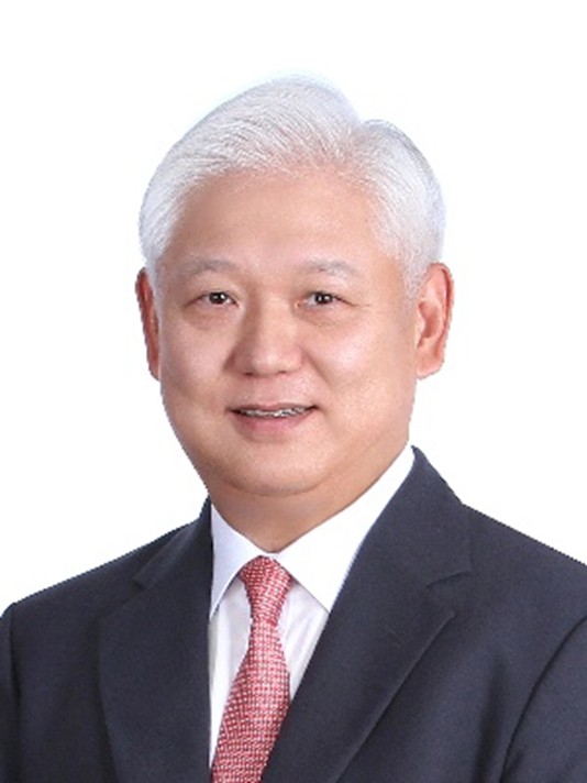 Kwan Young Lee
